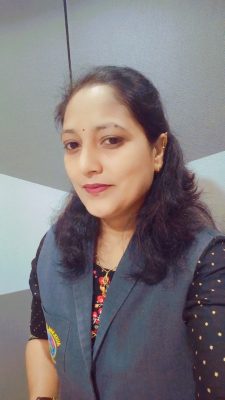 Tr Neeta Mehta, Class teacher of STD VI C